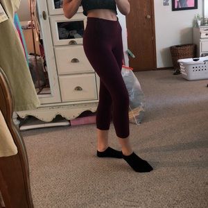 Purple cropped lululemon leggings